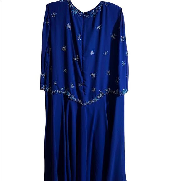 SCALA Dress  - Picture 5 of 11